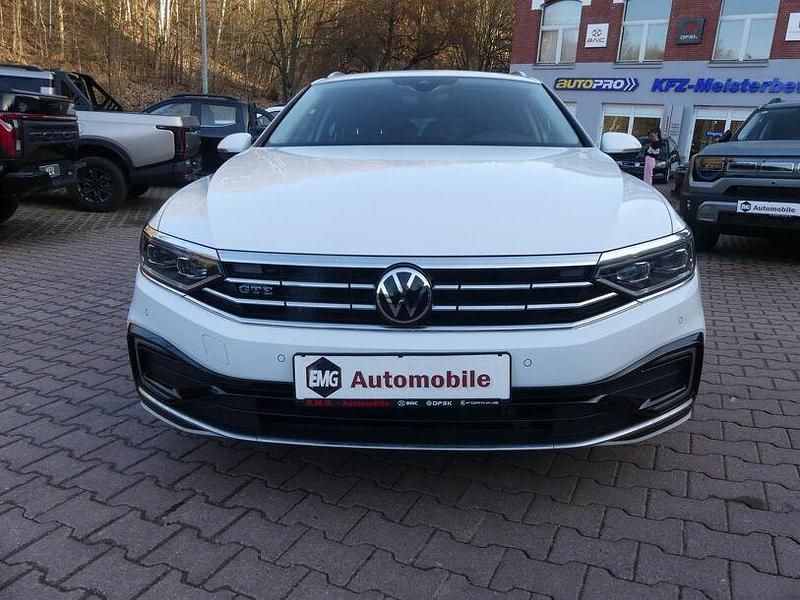 Gebraucht VW Passat GTE 156 PS (114 kW) 2021 Weiß Kombi