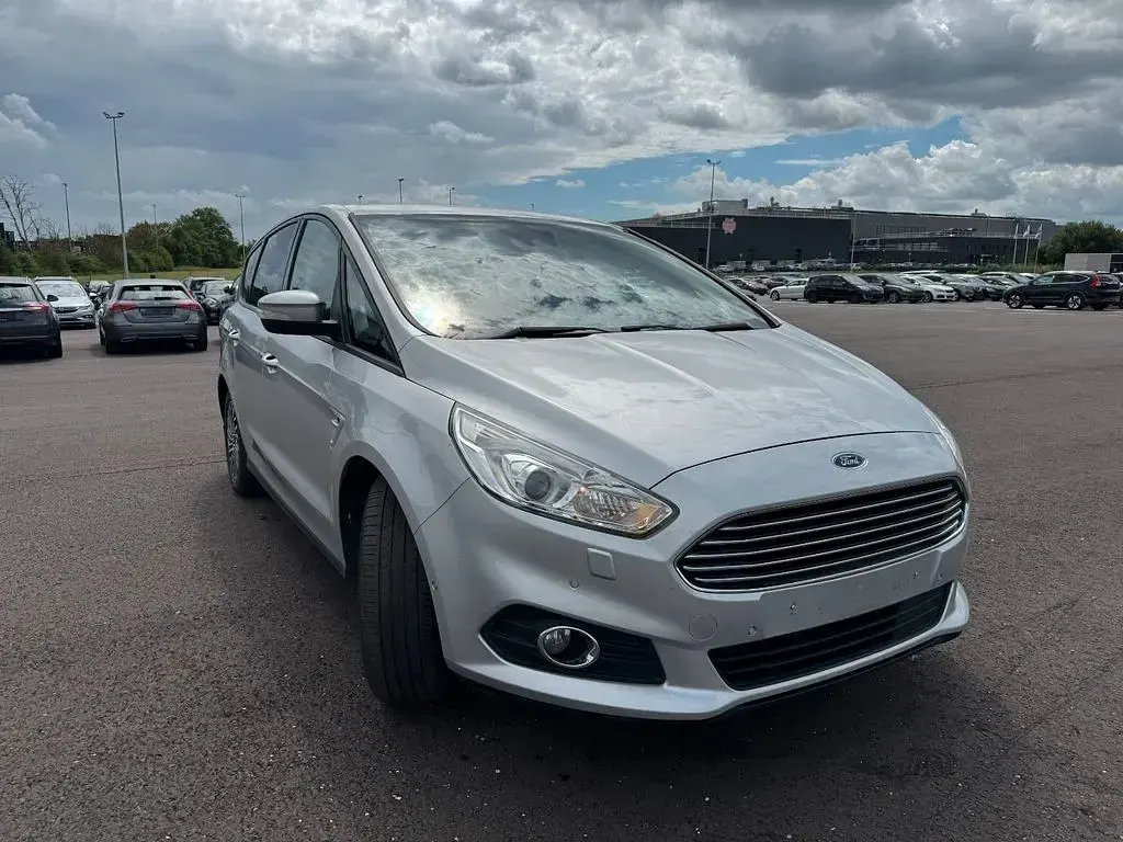 Gebraucht Ford S-MAX S 150 PS (110 kW) 2016 Silber Van / Kleinbus