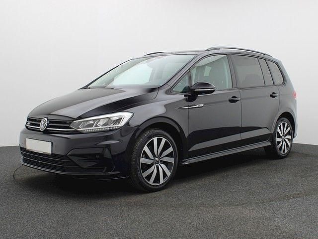 Schwarz Gebraucht 2023 VW Touran Pro Van / Kleinbus | 35.450 € (Guter Preis) - Bild 1/4