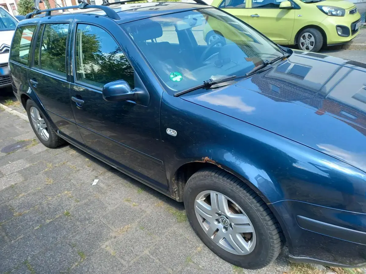 Gebraucht VW Golf IV 101 PS (74 kW) 2005 Blau Kombi