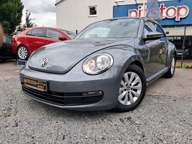 Grau Gebraucht 2012 VW Beetle Basis Limousine | 5.599 € (Etwas zu teuer) - Bild 1/4