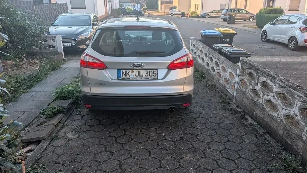 Gebraucht Ford Focus Titanium 163 PS (119 kW) 2012 Silber Limousine