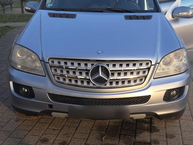 Gebraucht Mercedes ML280 190 PS (139 kW) 2008 SUV