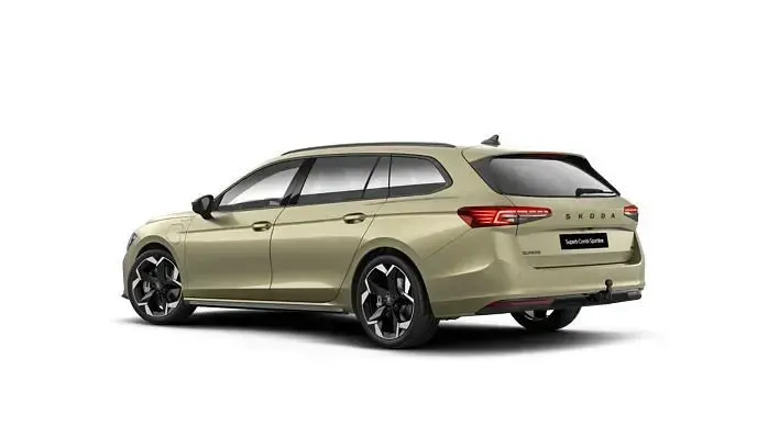 Gebraucht Skoda Superb SportLine 204 PS (150 kW) 2025 Beige Kombi