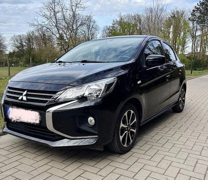 Second-hand Mitsubishi Space Star 80 CP (58 kW) 2021 Negru Hatchback