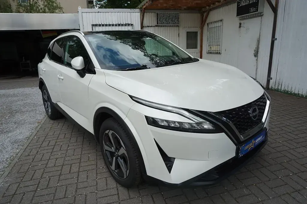 Gebraucht Nissan Qashqai Tekna 158 PS (116 kW) 2023 Weiß SUV