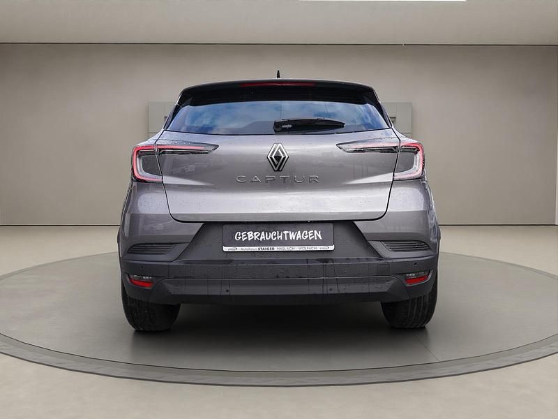 Gebraucht Renault Captur Evolution 158 PS (116 kW) 2025 Grau SUV