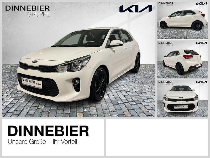 Weiß Gebraucht 2020 Kia Rio Limousine | 16.990 € (Fairer Preis) - Bild 1/3
