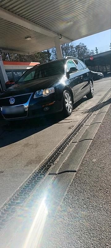 Gebraucht VW Passat 105 PS (77 kW) 2007 Schwarz Kombi