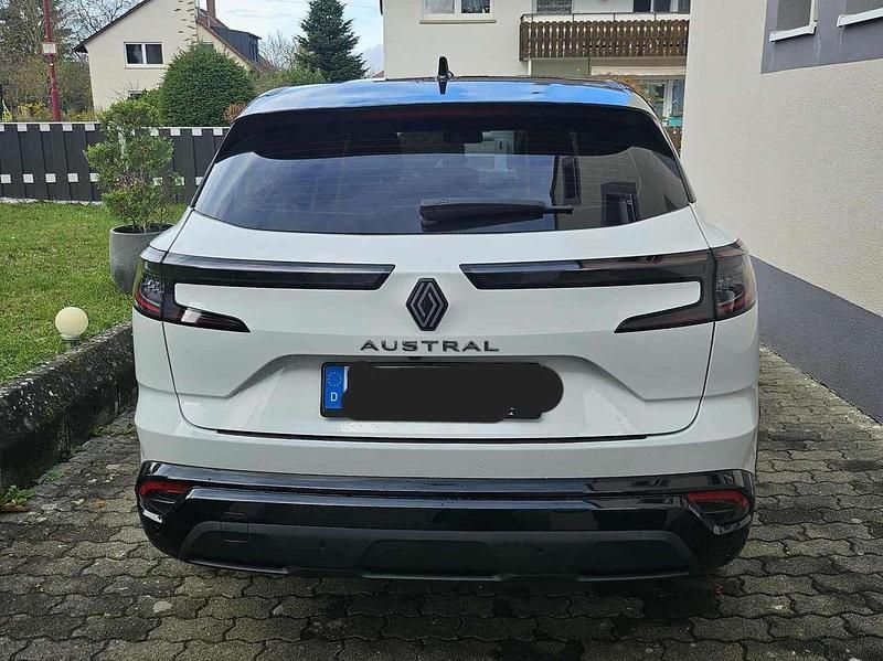 Gebraucht Renault Austral Iconic 158 PS (116 kW) 2024 Weiß SUV