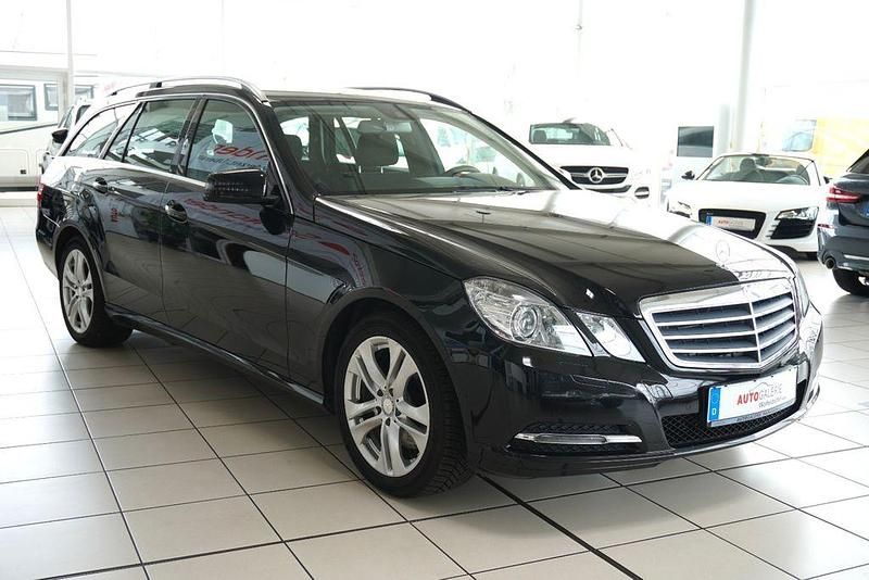 Second-hand Mercedes E300 231 CP (169 kW) 2012 Negru Break