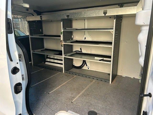 Gebraucht Renault Trafic Komfort 120 PS (88 kW) 2018 Weiß Van / Kleinbus