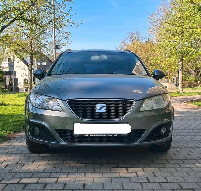 Gebraucht Seat Exeo Style 143 PS (105 kW) 2012 Grau Kombi