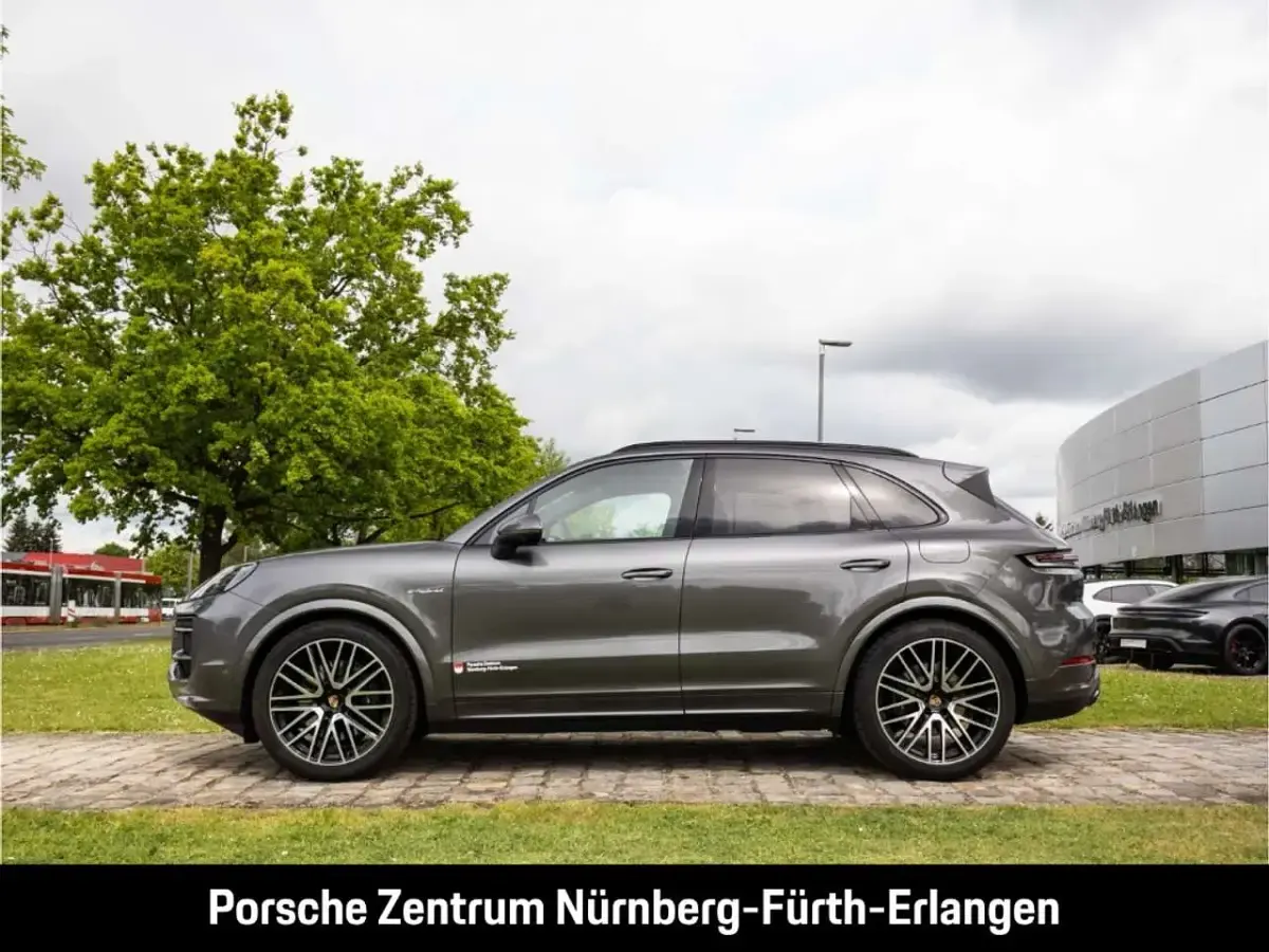 Brugt Porsche Cayenne 470 HK (345 kW) 2025 Grå SUV