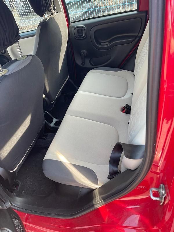 Gebraucht Fiat Panda 69 PS (50 kW) 2014 Rot Kleinwagen