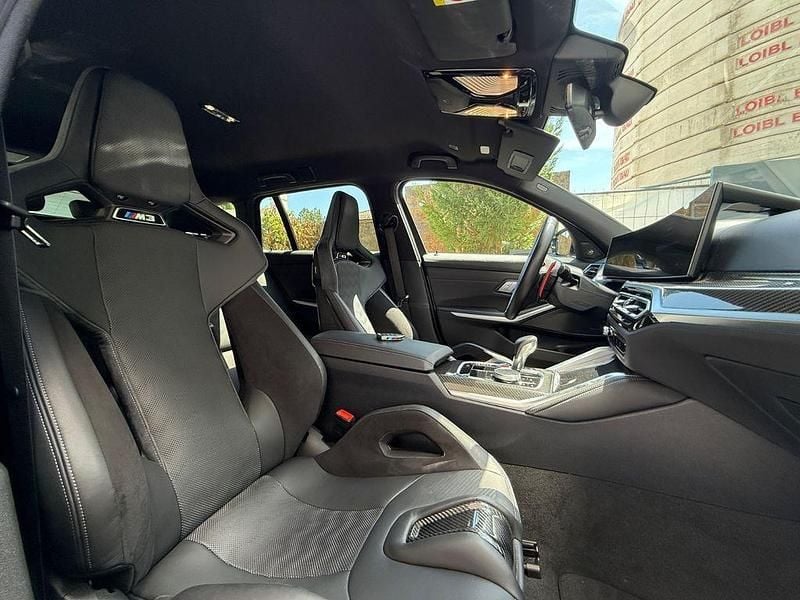 Grau Gebraucht 2023 BMW M3 Shadowline Kombi | 86.900 € (Fairer Preis) - Bild 1/4