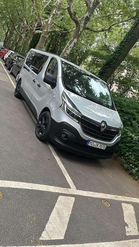 Gebraucht 2020 Renault Trafic Komfort Van | 24.500 € (Guter Preis) - Bild 1/4