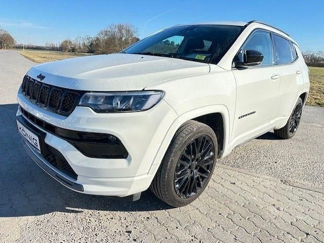 Gebraucht Jeep Compass Altitude 131 PS (96 kW) 2024 Weiß SUV