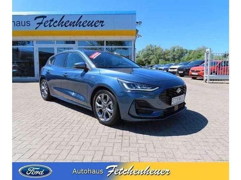 Chromablau Gebraucht 2024 Ford Focus ST-Line X Limousine | 21.950 € (Guter Preis) - Bild 1/4