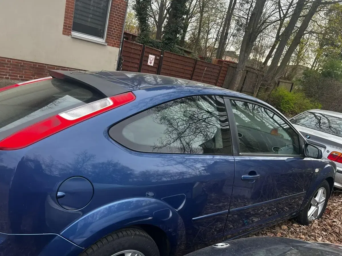 Gebraucht Ford Focus 100 PS (73 kW) 2007 Coupé