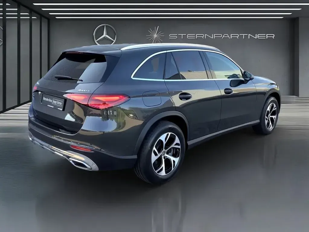 Gebraucht Mercedes GLC300de Avantgarde 197 PS (144 kW) 2025 Grau SUV