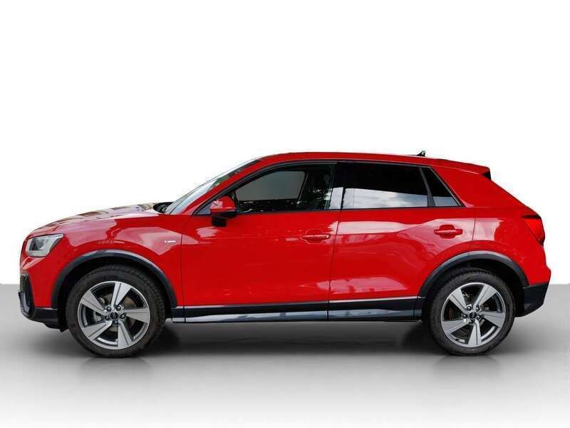 Gebraucht Audi Q2 S-Line 150 PS (110 kW) 2024 Rot SUV