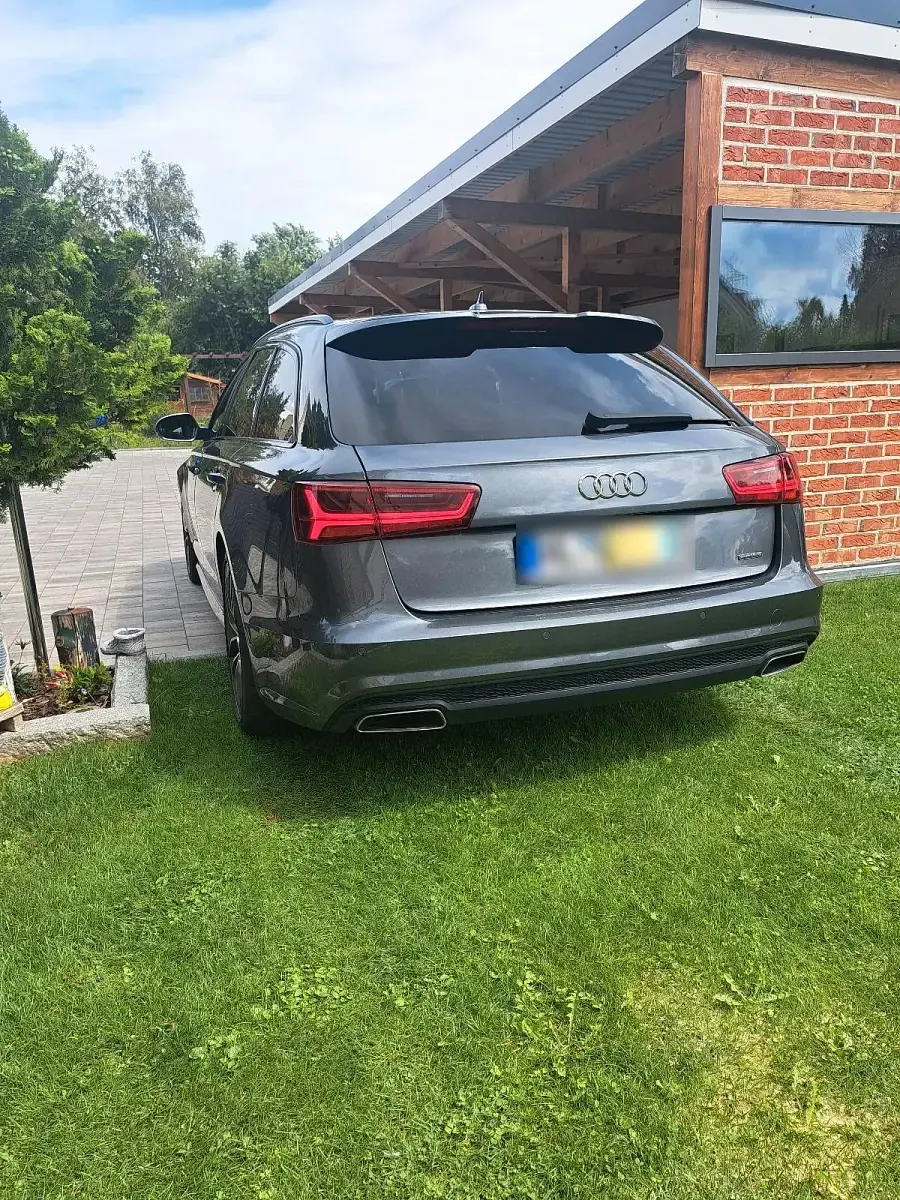 Gebraucht Audi A6 S-Line 218 PS (160 kW) 2015 Grau Kombi