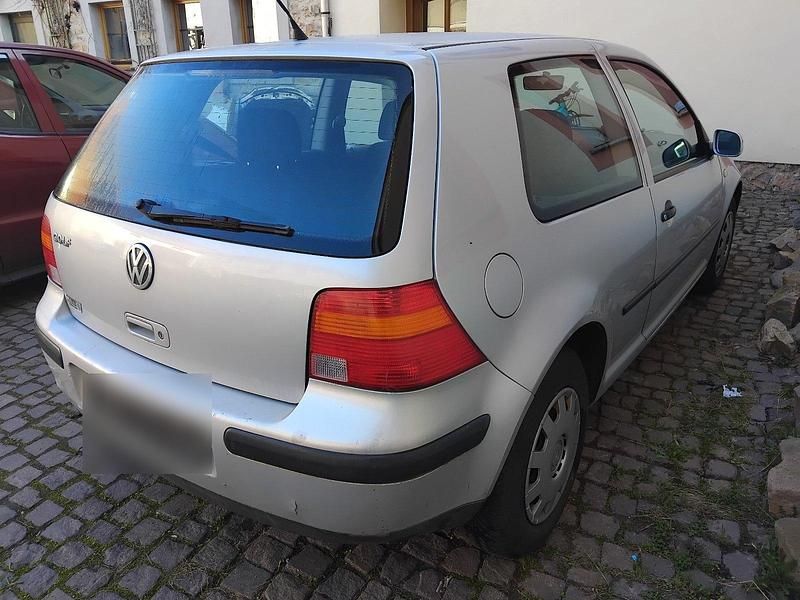 Gebraucht VW Golf IV 75 PS (55 kW) 1998 Silber Kleinwagen
