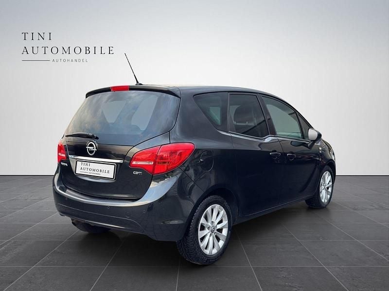 Gebraucht Opel Meriva 101 PS (74 kW) 2012 Schwarz Van / Kleinbus