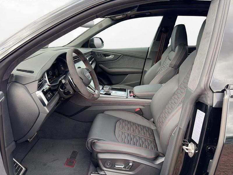 Neu Audi RS Q8 Performance 640 PS (470 kW) 2026 Schwarz SUV