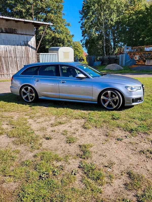 Silber Gebraucht 2015 Audi A6 Kombi | 18.500 € (Fairer Preis) - Bild 1/4