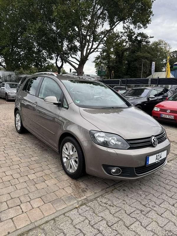 Gebraucht 2013 VW Golf VII Trendline Limousine | 8.500 € (Guter Preis) - Bild 1/4