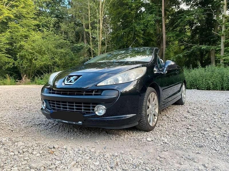 Schwarz Gebraucht 2009 Peugeot 207 CC Platinum Cabrio | 4.000 € (Fairer Preis) - Bild 1/4