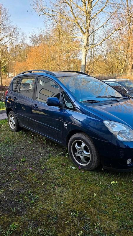 Gebraucht Toyota Corolla Verso 116 PS (85 kW) 2002 Blau Van / Kleinbus