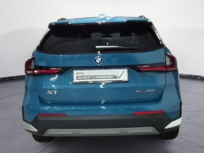 Gebraucht BMW X1 156 PS (114 kW) 2024 Blau SUV