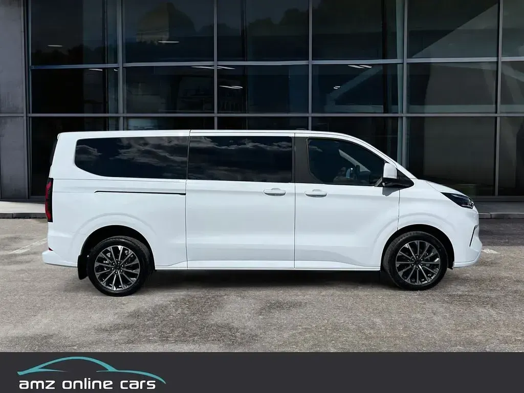 Neu Ford Tourneo Custom Titanium X 170 PS (125 kW) 2026 Weiß Van