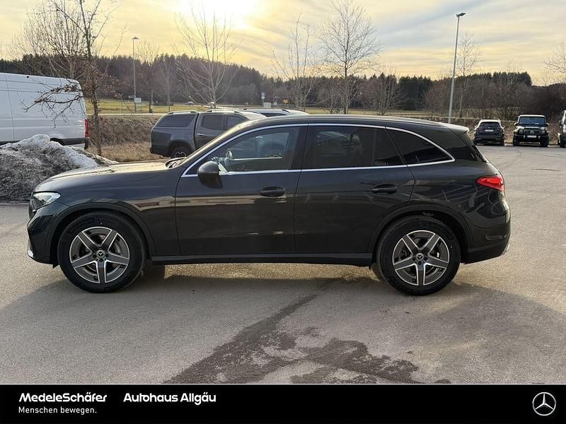 Gebraucht Mercedes GLC450 Advanced Plus 367 PS (269 kW) 2024 Grau SUV