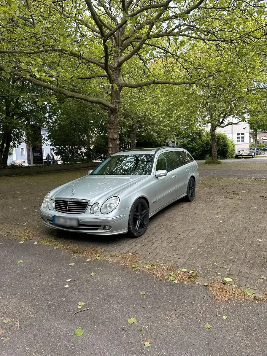 Gebraucht Mercedes E280 190 PS (139 kW) 2006 Silber Kombi