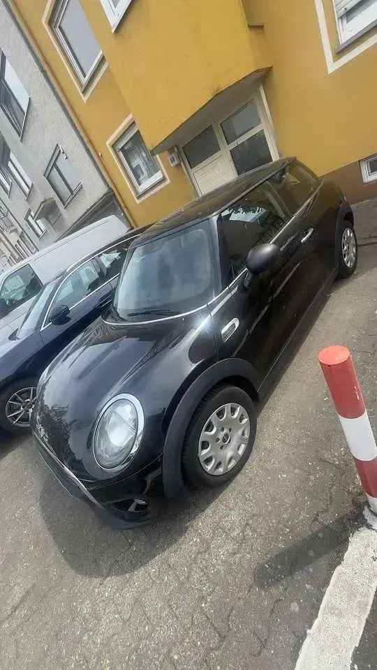 Occasion Mini ONE 75 PK (55 kW) 2017 Zwart Hatchback