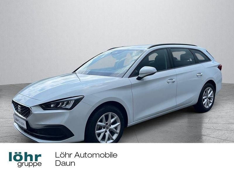 "nevada" weiss Gebraucht 2024 Seat Leon ST Style Kombi | 20.980 € (Superpreis) - Bild 1/4