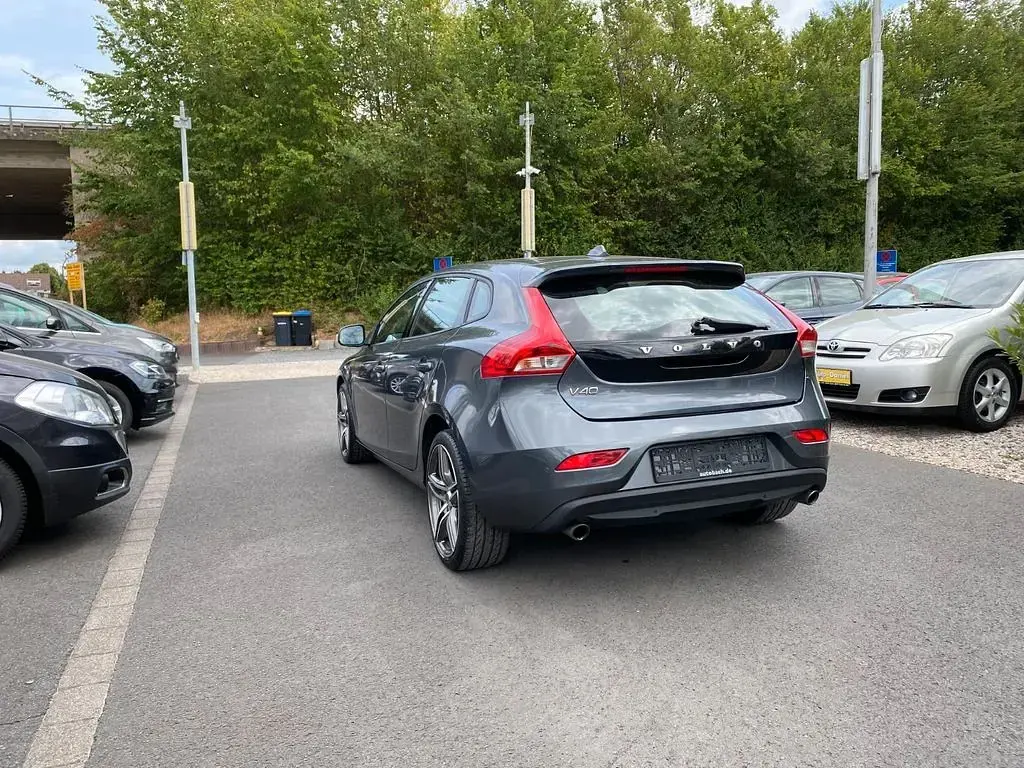 Gebraucht Volvo V40 150 PS (110 kW) 2012 Grau Kleinwagen