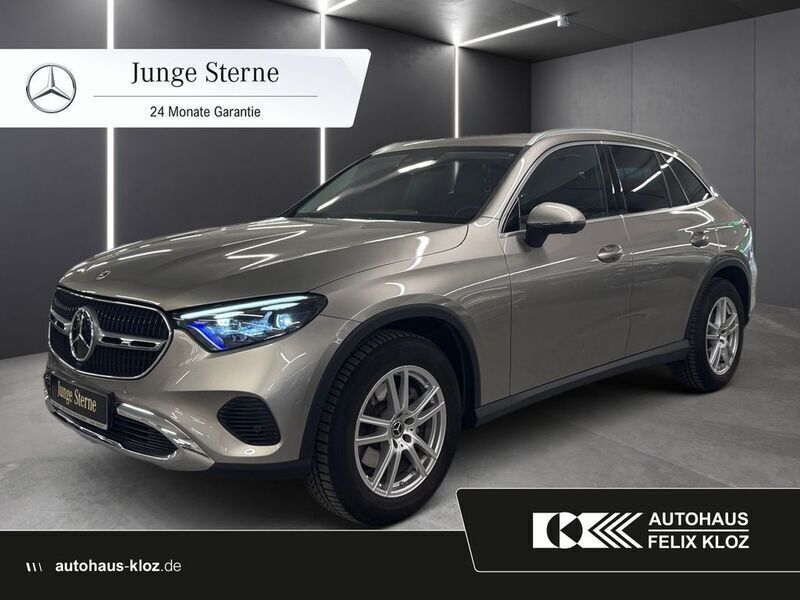 Silber Gebraucht 2023 Mercedes GLC220 Avantgarde SUV | 51.900 € (Fairer Preis) - Bild 1/4