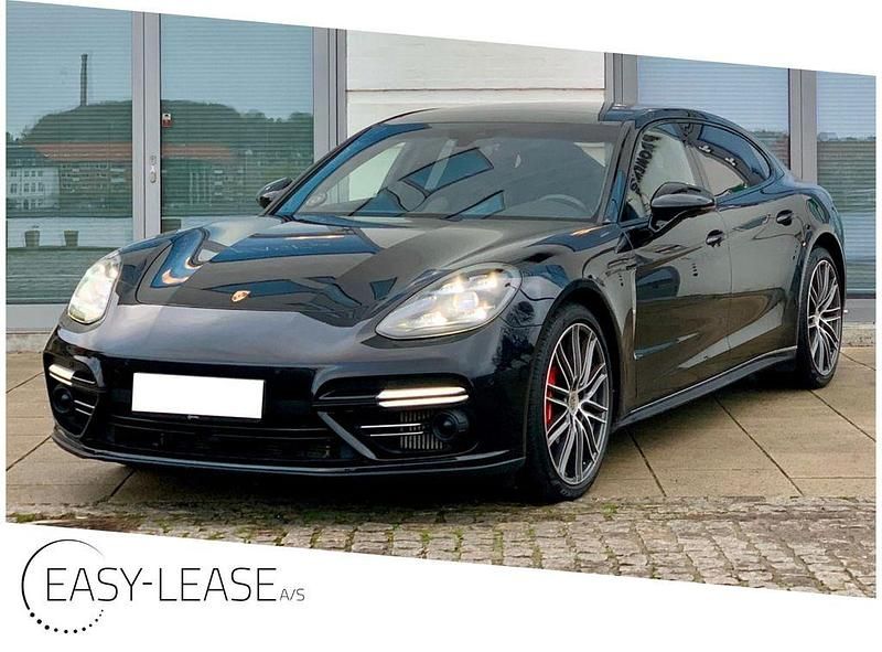 Schwarz Gebraucht 2017 Porsche Panamera Turbo Executive Limousine | 85.323 € - Bild 1/4