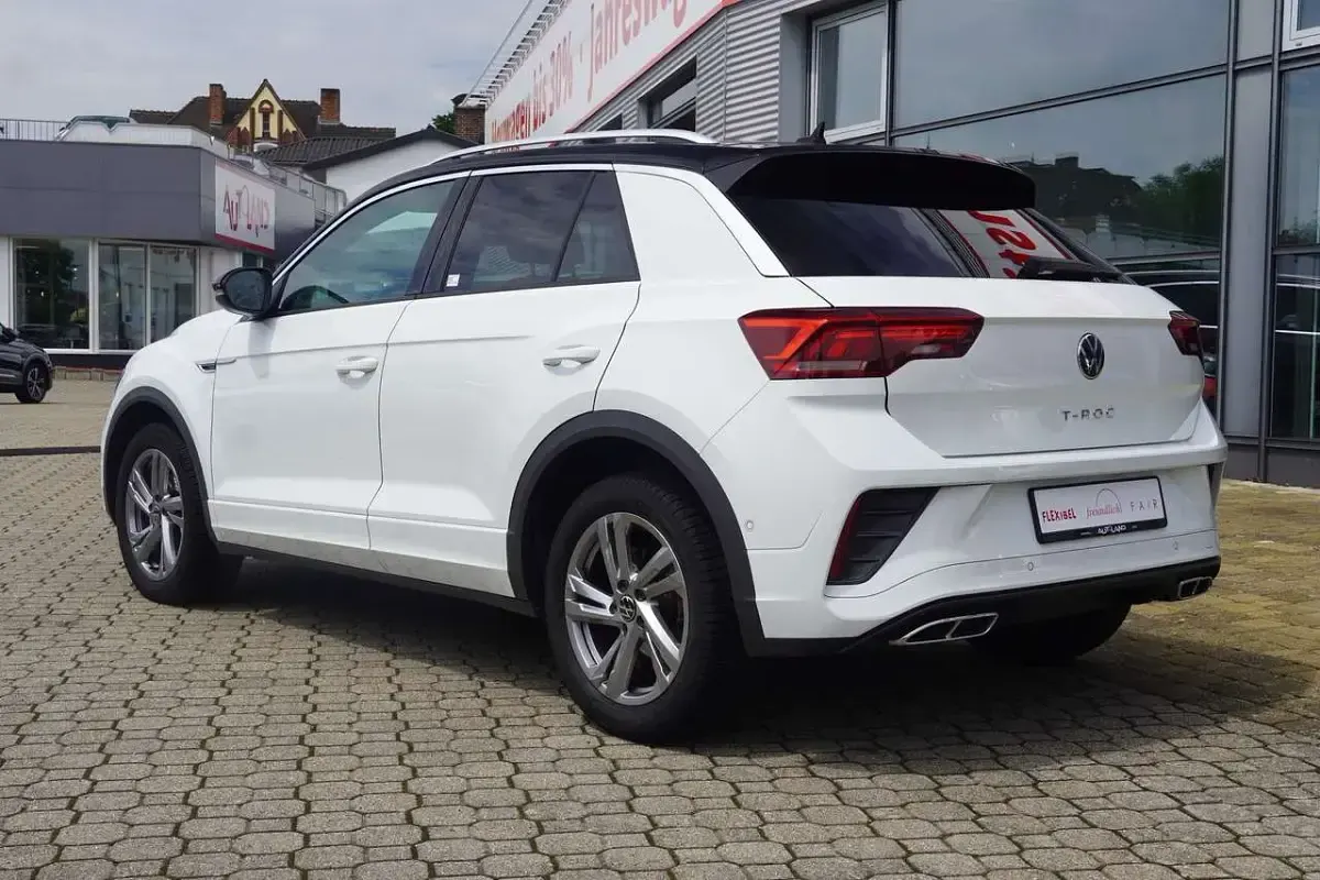 Gebraucht VW T-Roc R-line 110 PS (80 kW) 2023 Weiß SUV