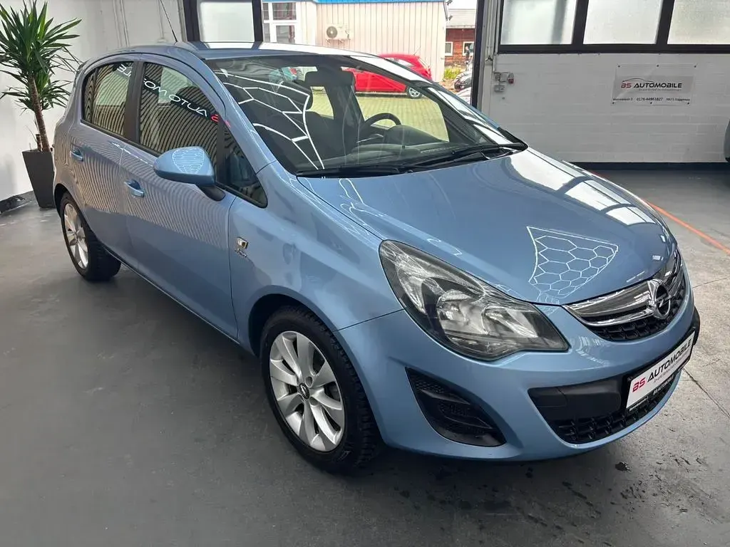 Gebraucht Opel Corsa Active 101 PS (74 kW) 2014 Blau Kleinwagen