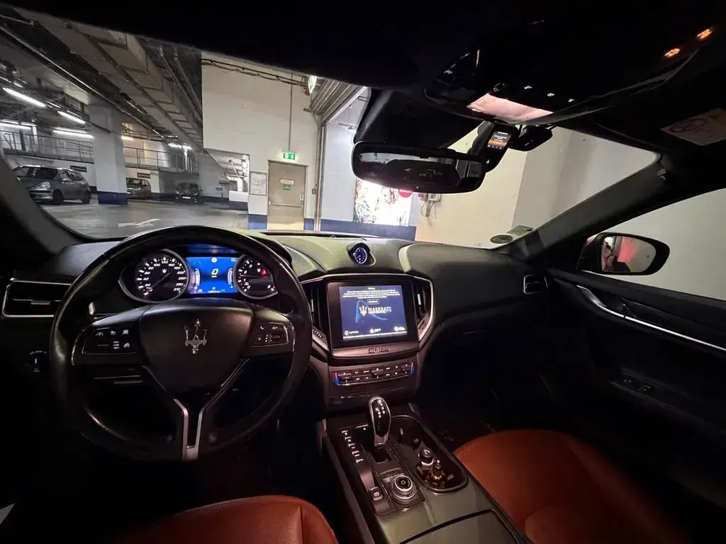 Gebraucht Maserati Ghibli GranLusso 349 PS (256 kW) 2018 Gold Limousine