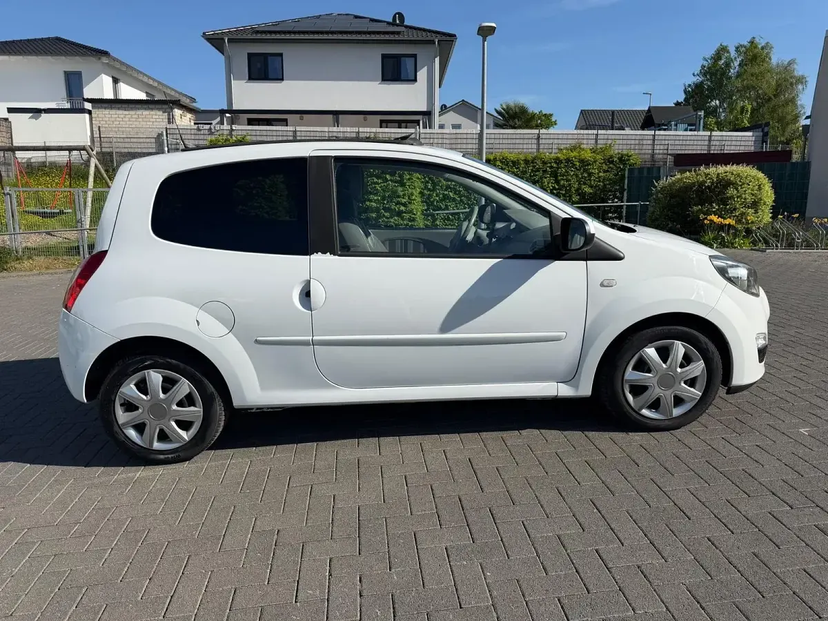Gebraucht Renault Twingo 75 PS (55 kW) 2014 Weiß Kleinwagen