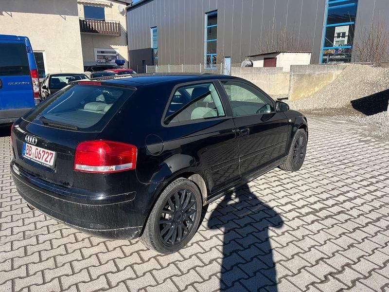 Gebraucht Audi A3 Attraction 102 PS (75 kW) 2005 Schwarz Kleinwagen