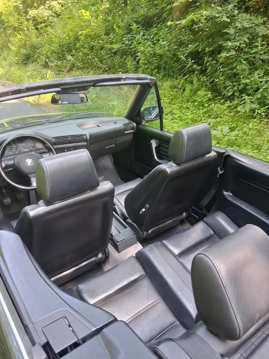 Gebraucht BMW 320 Cabriolet 129 PS (94 kW) 1990 Schwarz Cabrio