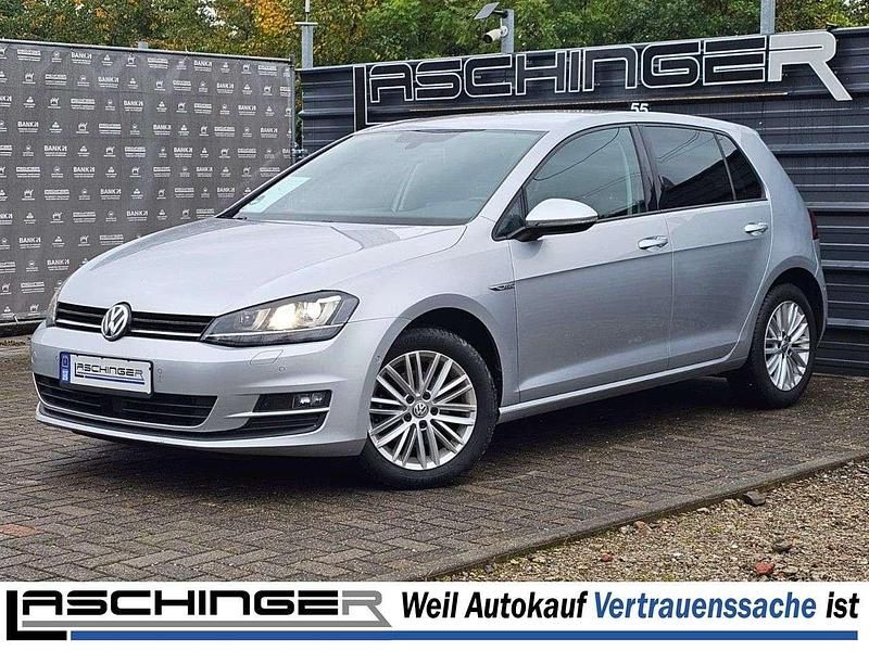 Reflexsilber Gebraucht 2014 VW Golf Cup Limousine | 14.580 € (Fairer Preis) - Bild 1/4